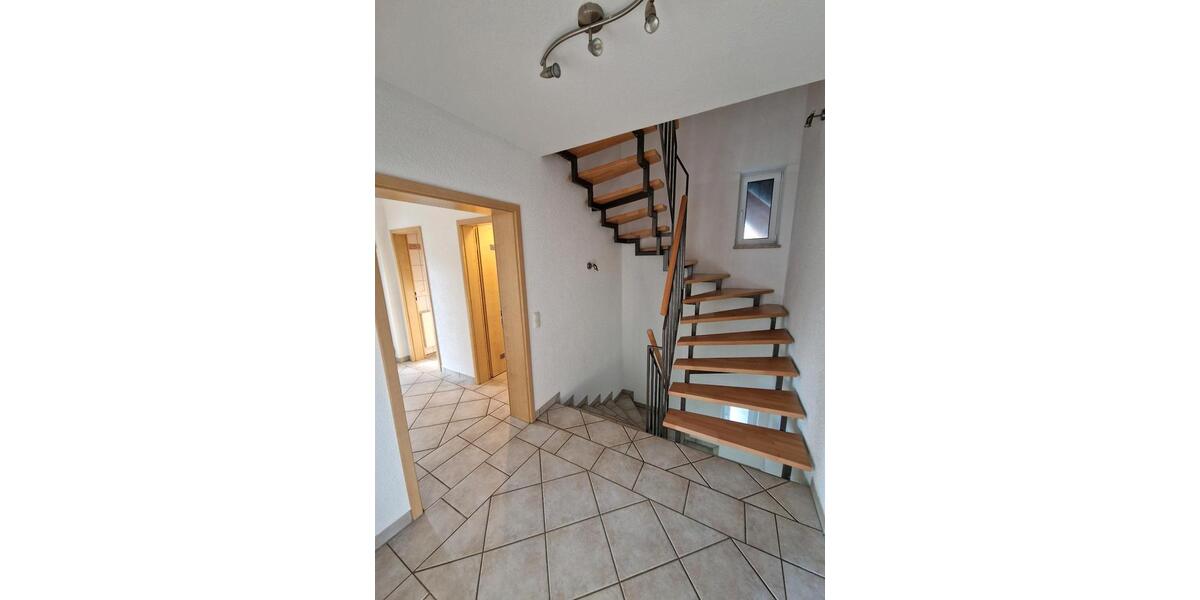 Einfamilienhaus Grub am Forst - 4 Zimmer, 115 m&sup2;, 900&euro; | Angebot:24863296