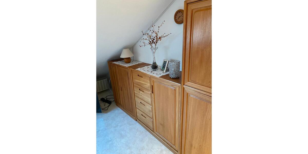Dachgeschoßwohnung Wiesbaden Bierstadt - 2 Zimmer, 44 m&sup2;, 490&euro; | Angebot:26396316