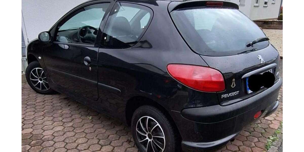 Peugeot 206 178.000 km 650 &euro; Kassel, documenta-Stadt 34132