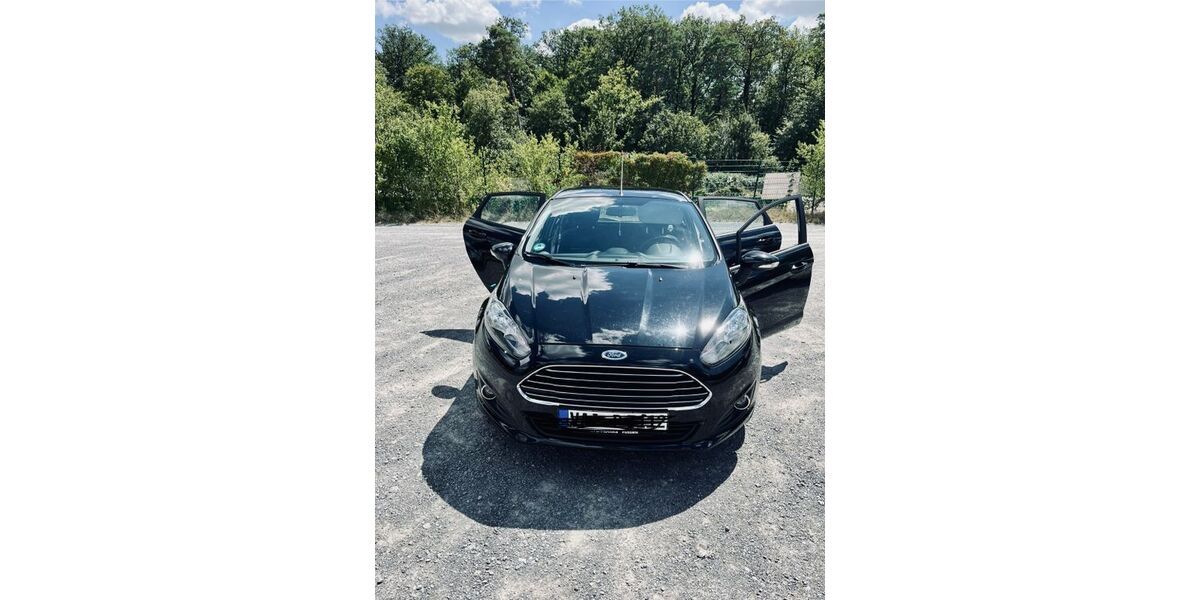 Ford Fiesta 86.000 km 6.100 &euro; Vaihingen 71665