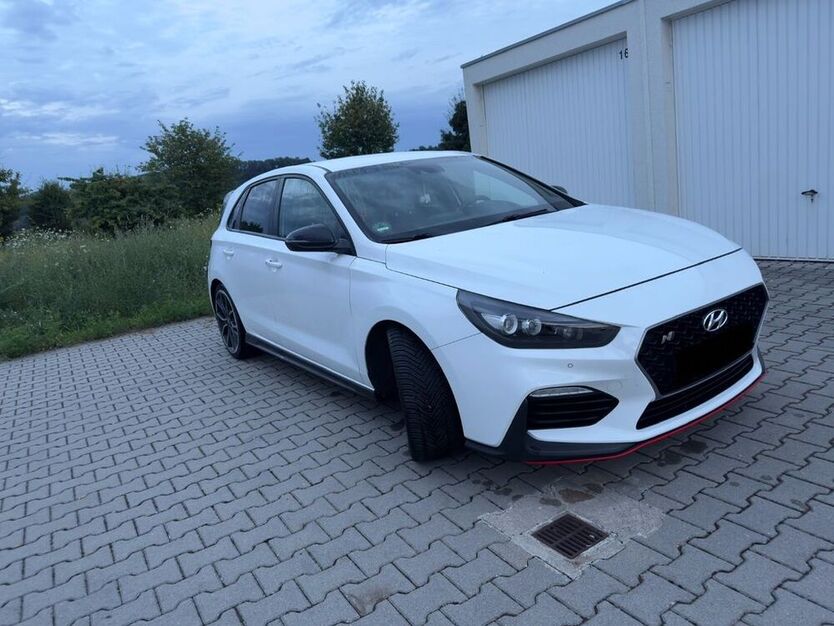i30