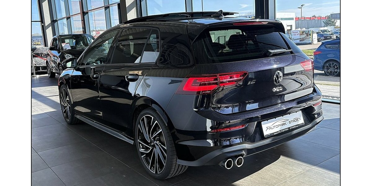 VW Golf VIII GTD Pano LED VirtualCockpit Leder ACC 8.500 km 37.999 &euro; Stade 21682