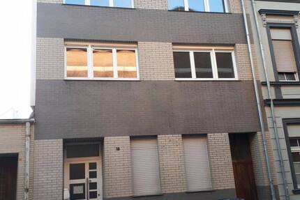 Wohnung Krefeld Cracau - 3 Zimmer, 93 m&sup2;, 900&euro; | Angebot:26851580