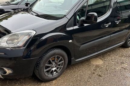 Citroen Berlingo 117.200 km 6.900 &euro; Ratingen 40880