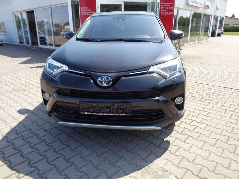 RAV 4