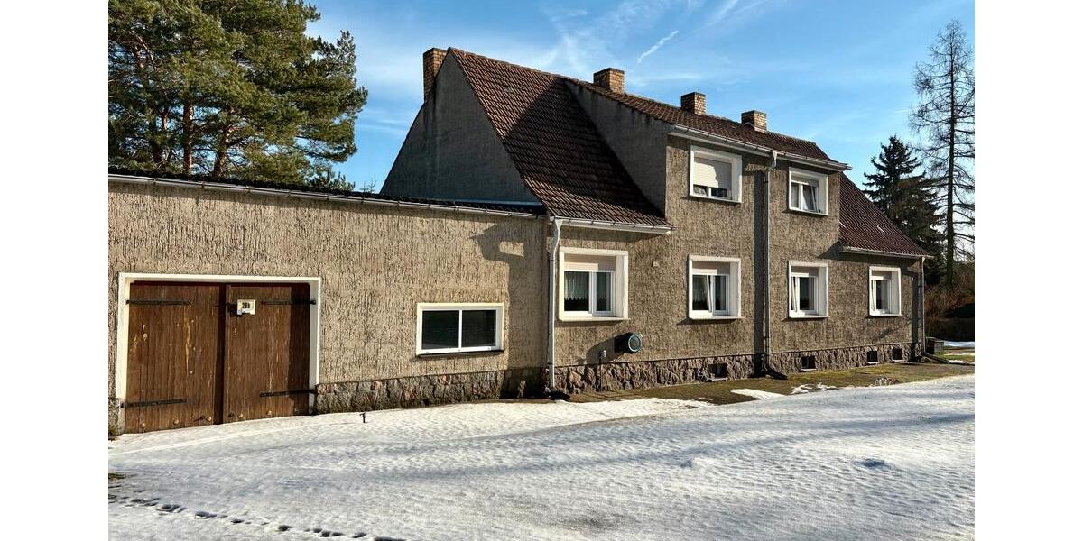 Doppelhaus m. großem Grundstück in Jessen OT Holzdorf 9 zimmer