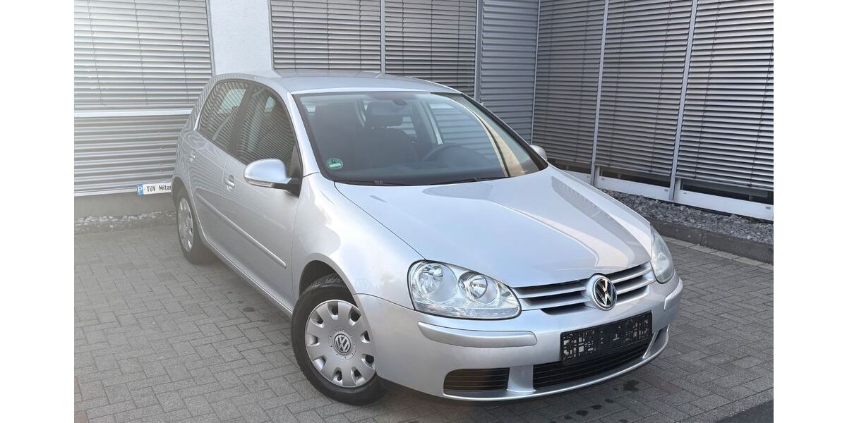 VW Golf 110.380 km 5.190 &euro; Dillenburg 35683