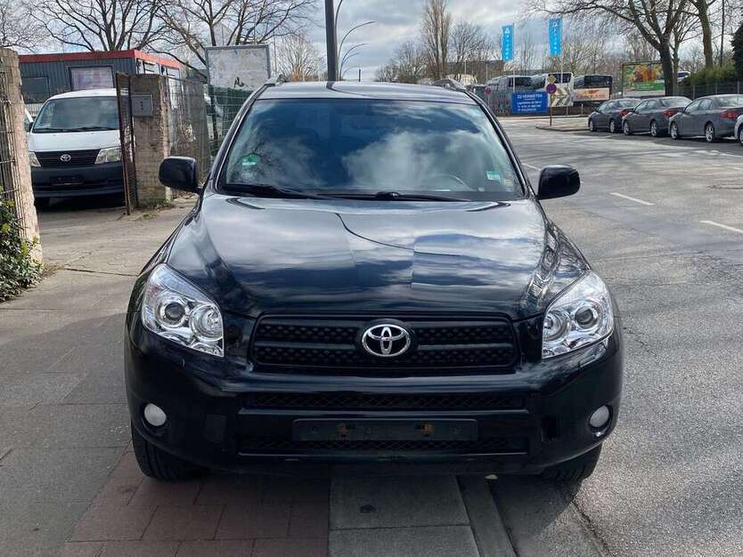 RAV 4