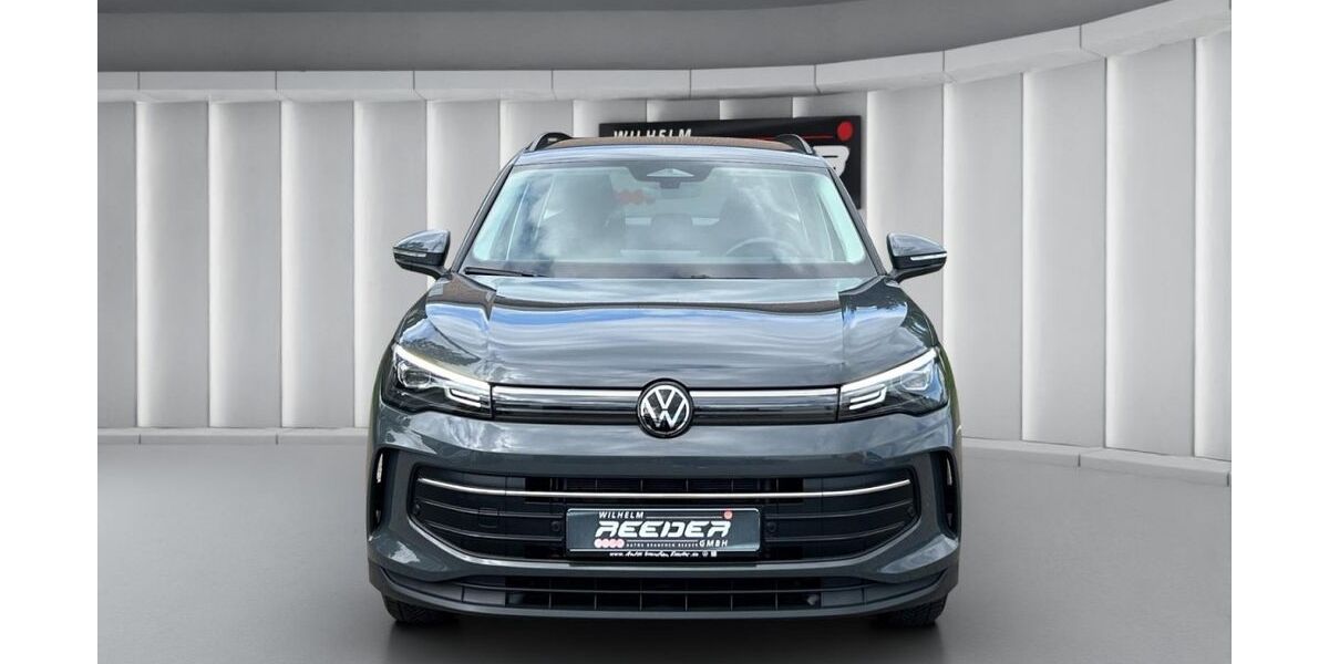 VW Tiguan 11.132 km 31.590 &euro; Stade 21682