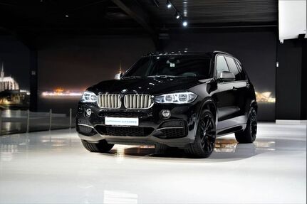 BMW X5 M50