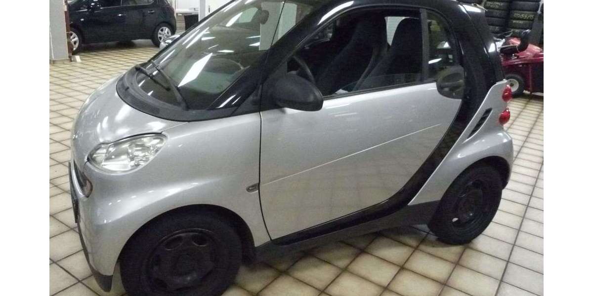 Smart forTwo 140.838 km 3.450 &euro; Gummersbach-Rebbelroth 51645