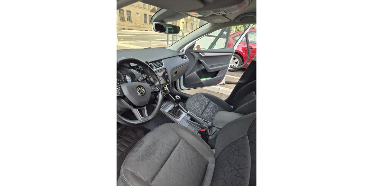 Skoda Octavia 135.000 km 13.500 € Würzburg 97070