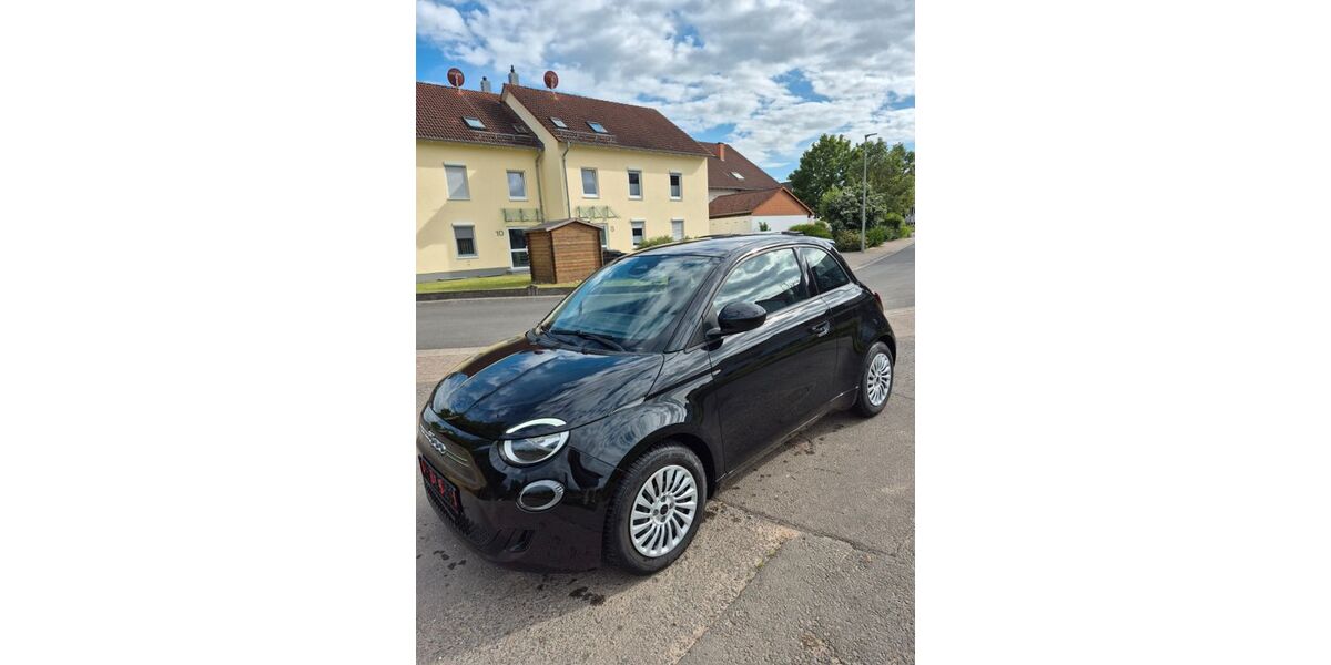 Fiat 500e 28.200 km 14.900 &euro; Gleisweiler 76835