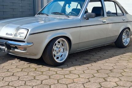 Opel Kadett 51.000 km 9.999 &euro; mönchengladbach 41065