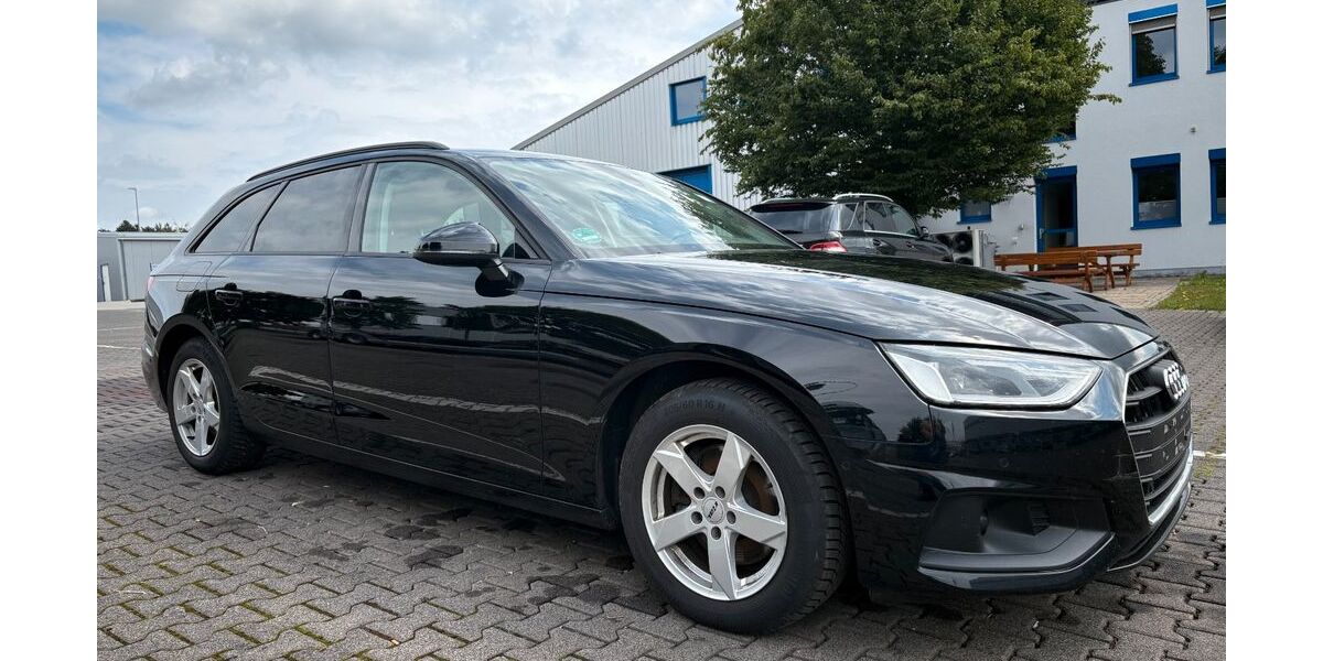 Audi A5 173.600 km 19.992 &euro; Recklinghausen 45661