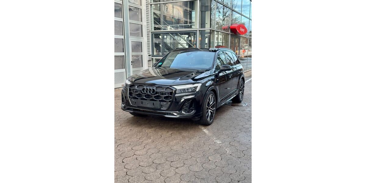 Audi Q7 17.890 km 84.900 &euro; München 81249
