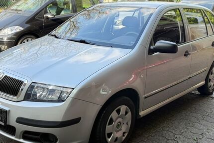 Skoda Fabia 77.800 km 3.650 &euro; Hürth 50354