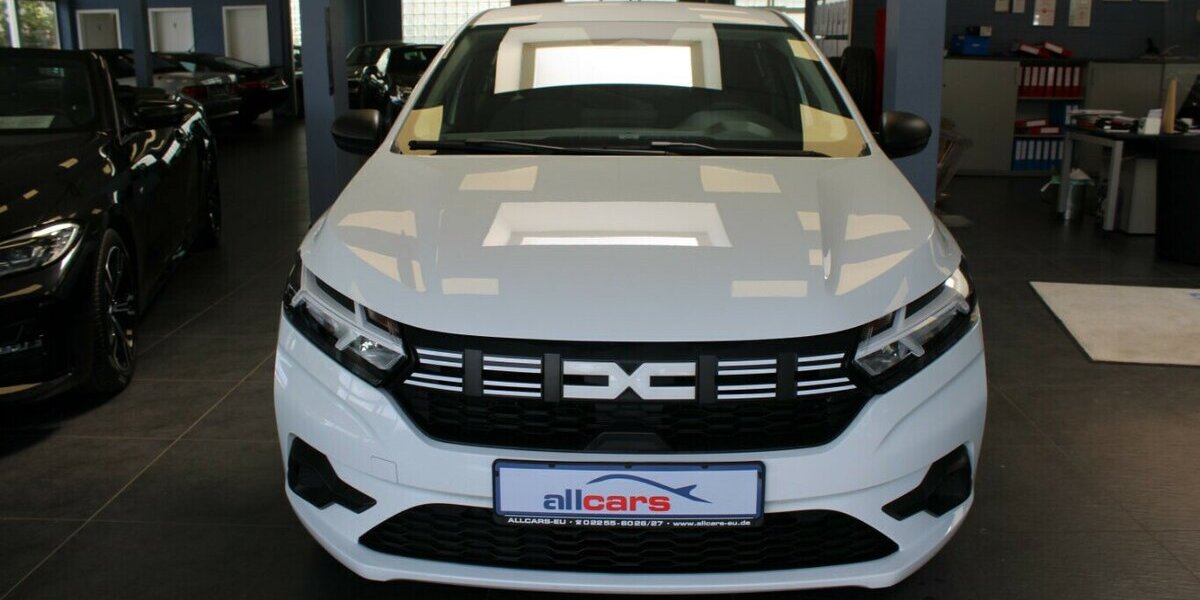 Dacia Sandero SCe 65 Essential - Klima - 18.622 km 13.480 &euro; Euskirchen 53881