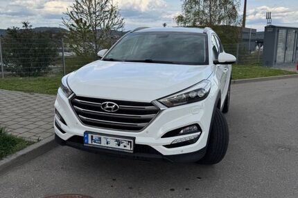 Hyundai TUCSON 137.500 km 11.199 &euro; Winnenden 71364