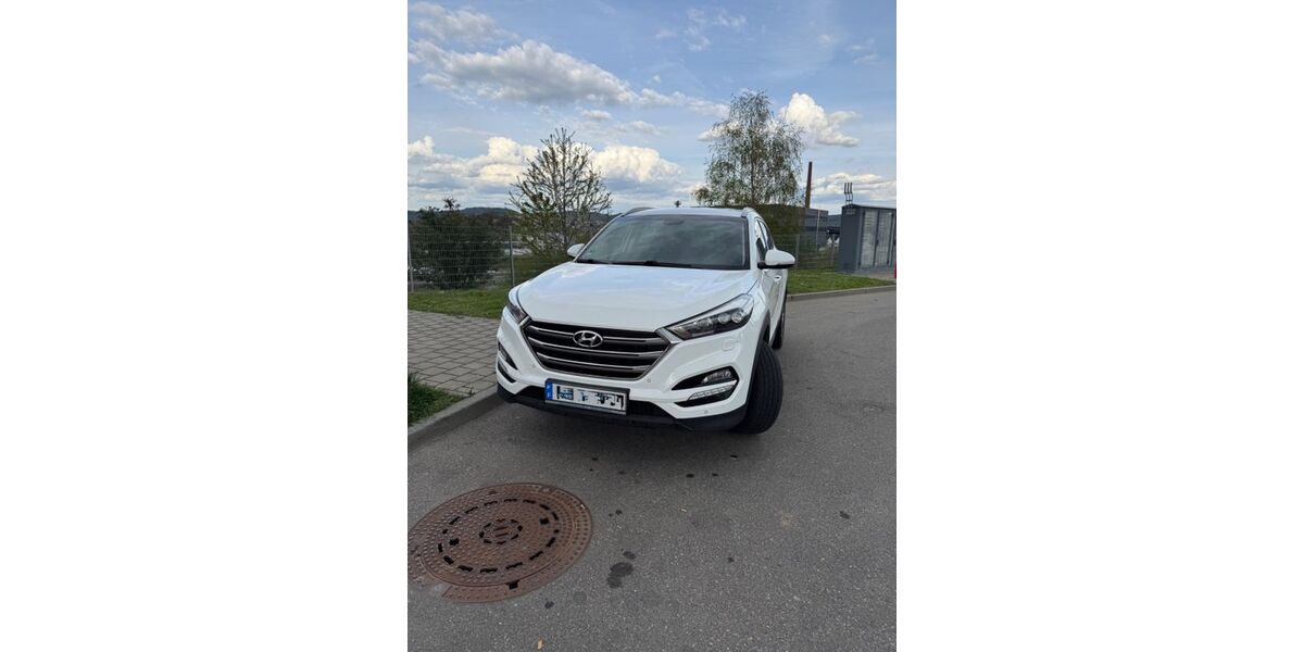 Hyundai TUCSON 137.500 km 12.500 &euro; Winnenden 71364