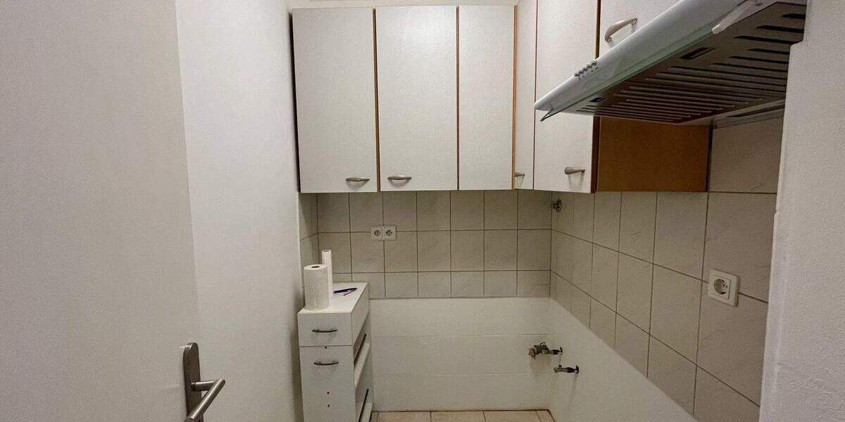 Erdgeschosswohnung in zentraler Lage von OB +++ komplett saniert +++ ruhig ausgerichtet 2 zimmer