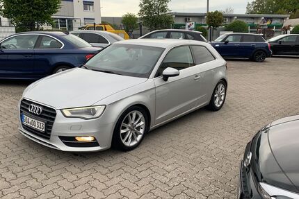 Audi A3 330.000 km 5.780 &euro; Königswinter 53639
