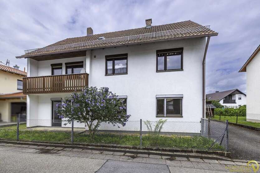 Haus zum Kaufen in Neufahrn 350.000 € 168.56 m²