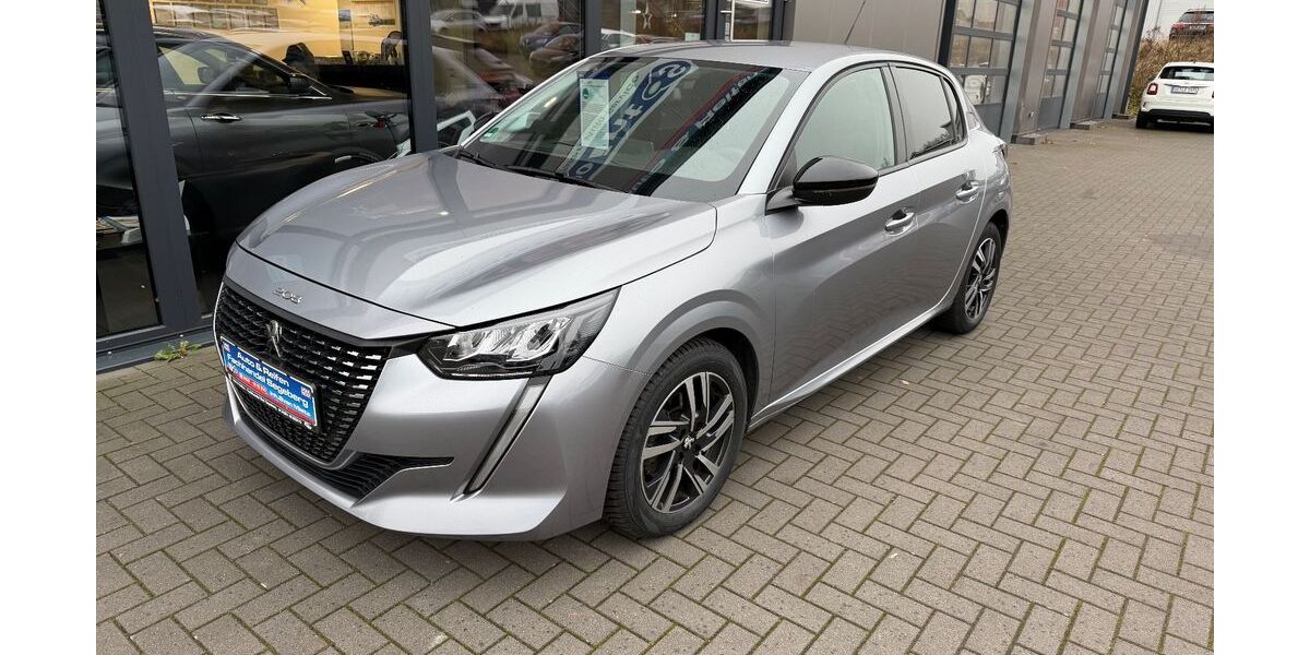 Peugeot 208 53.300 km 13.490 &euro; Bad Segeberg 23795