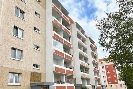 Wohnung Waren (Müritz) - 3 Zimmer, 61 m&sup2;, 390&euro; | Angebot:26181100