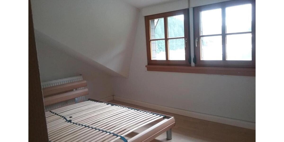 Dachgeschoßwohnung Furtwangen im Schwarzwald - 1 Zimmer, 48 m&sup2;, 510&euro; | Angebot:25363606