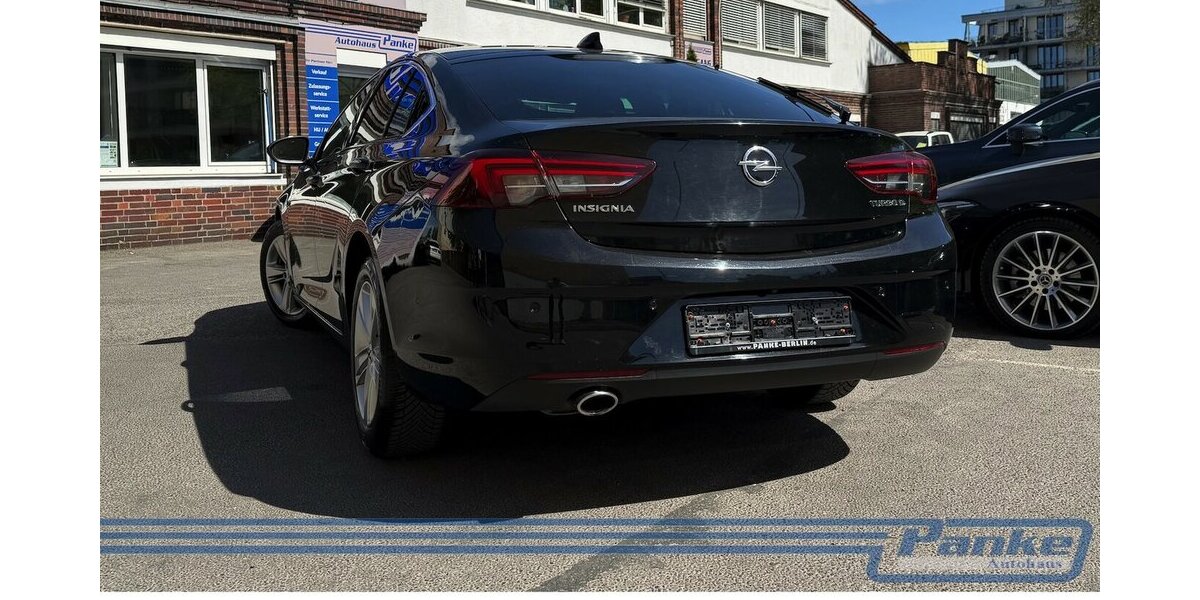 Opel Insignia Business Innovation 8G*HUD*ACC*LUX*RFK* 181.305 km 10.990 &euro; Berlin 13187