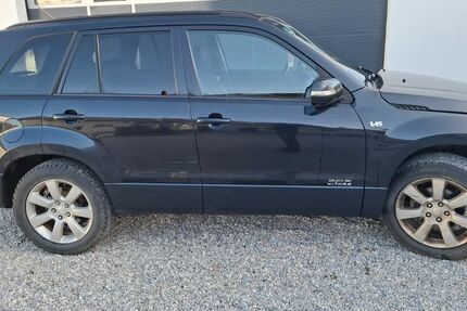 Suzuki Grand Vitara 200.500 km 6.950 &euro; Vilsbiburg 84137