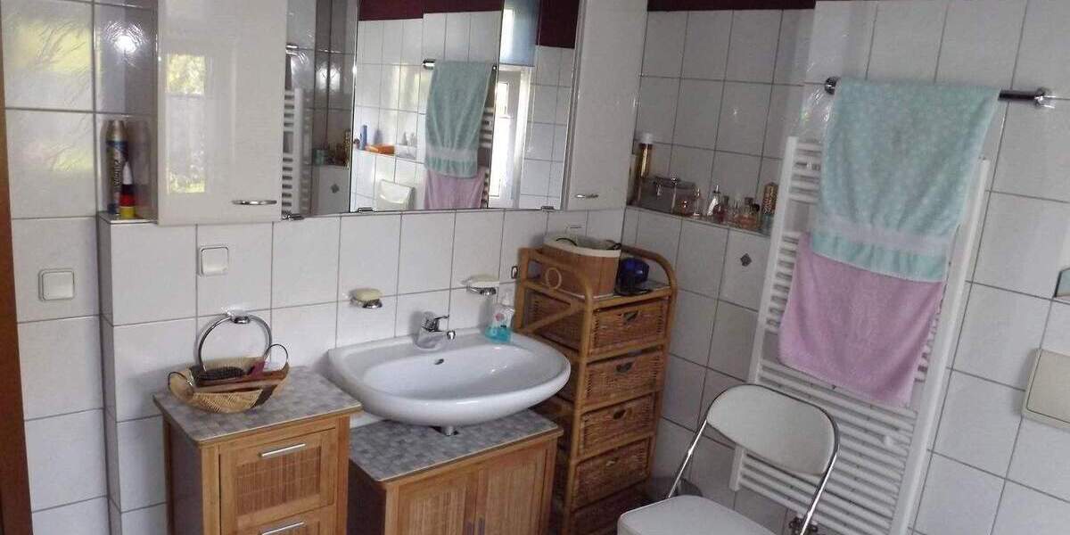 Doppelhaushälfte Recklinghausen Hochlarmark - 3 Zimmer, 71 m&sup2;, 175.000&euro; | Angebot:24424320