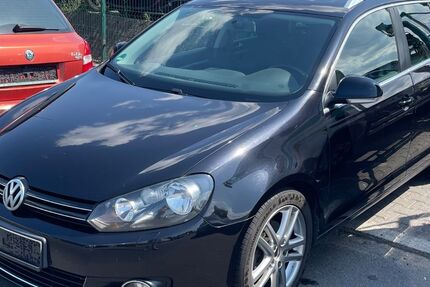 VW Golf 238.000 km 3.500 &euro; Berlin 13597