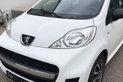 Peugeot 107 135.000 km 2.890 &euro; Spaichingen 78549
