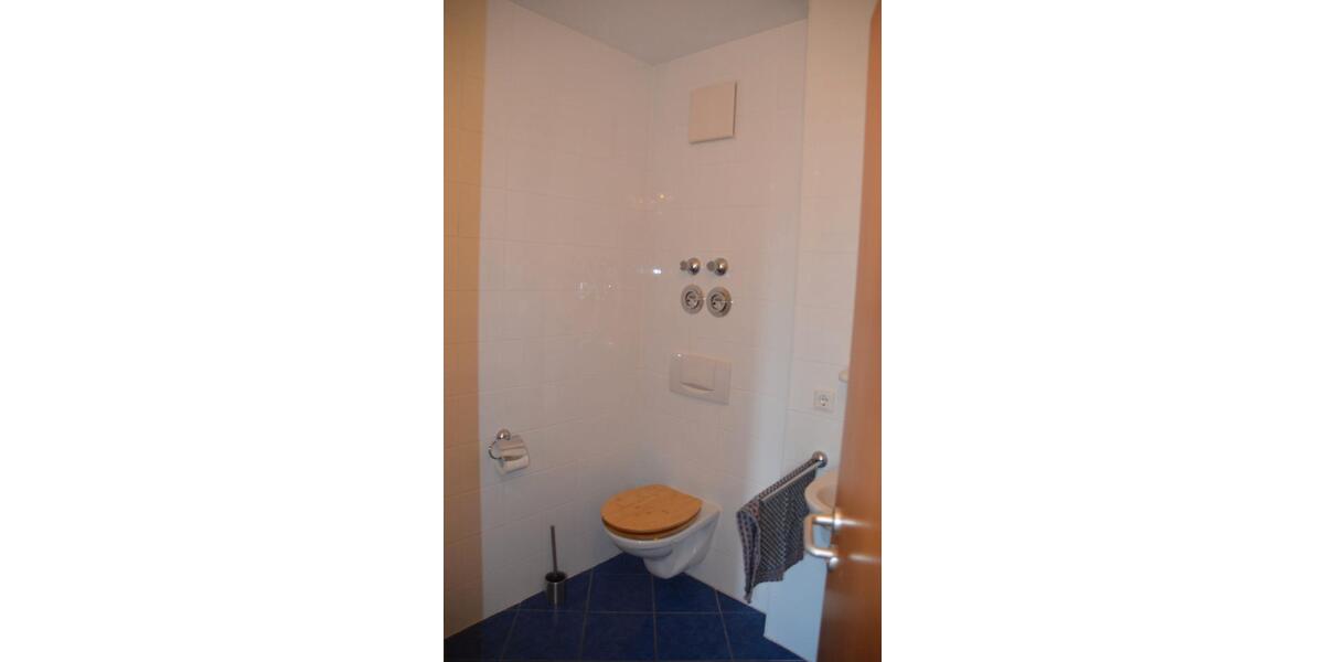 Dachgeschoßwohnung Freilassing - 2 Zimmer, 63 m&sup2;, 285.000&euro; | Angebot:27116817