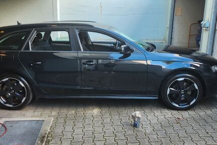 Audi A4 342.000 km 4.990 &euro; Karlsruhe 76133