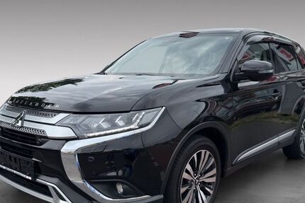Mitsubishi Outlander 66.914 km 21.950 € Berlin - Buckow 12351