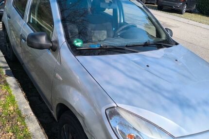 Dacia Sandero 166.000 km 1.050 &euro; Filderstadt 70794