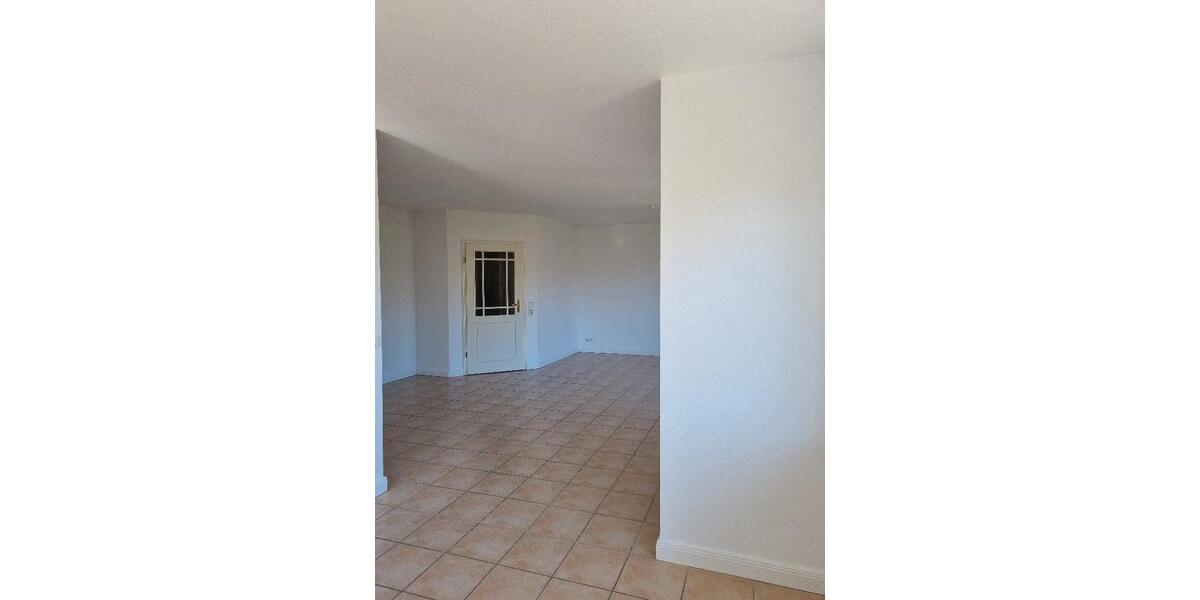 Erdgeschoßwohnung Flensburg Altstadt - 3 Zimmer, 100 m&sup2;, 1.150&euro; | Angebot:26412550
