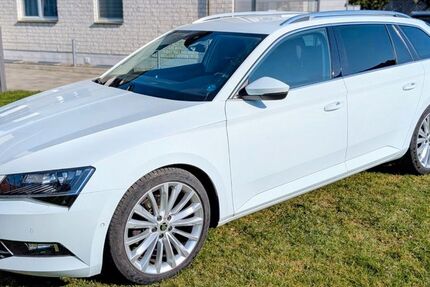 Skoda Superb 134.000 km 17.999 &euro; Detmold 32756
