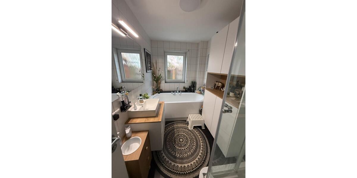 Erdgeschoßwohnung Salach - 4 Zimmer, 92 m&sup2;, 395.000&euro; | Angebot:26221115