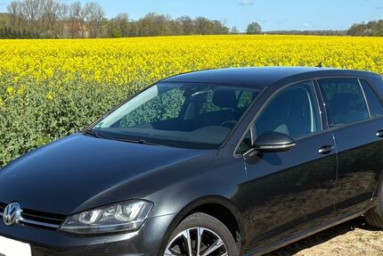 VW Golf 125.000 km 10.900 &euro; Labenz 23898