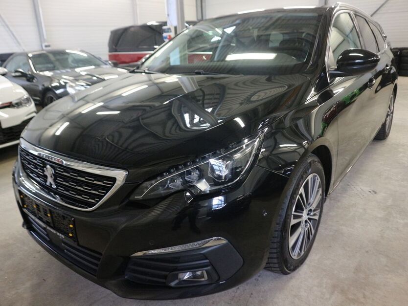 Peugeot 308 172.714 km 10.900 € Gersfeld 36129