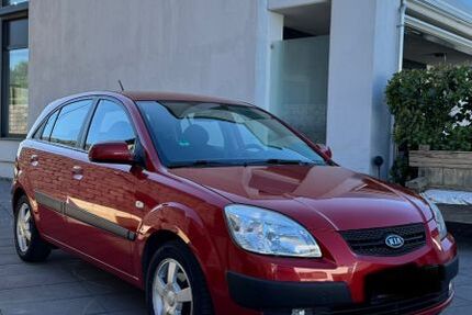 Kia Rio 185.500 km 2.300 &euro; Maxdorf 67133