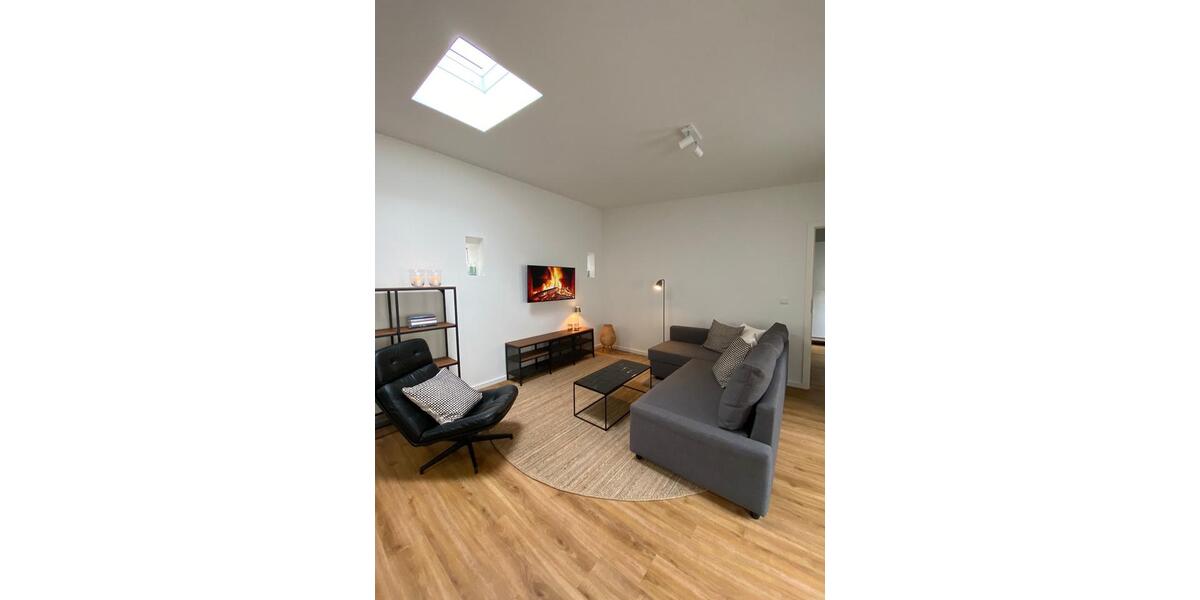 Dachgeschoßwohnung Wismar Altstadt - 2 Zimmer, 70 m&sup2;, 1.250&euro; | Angebot:24924508