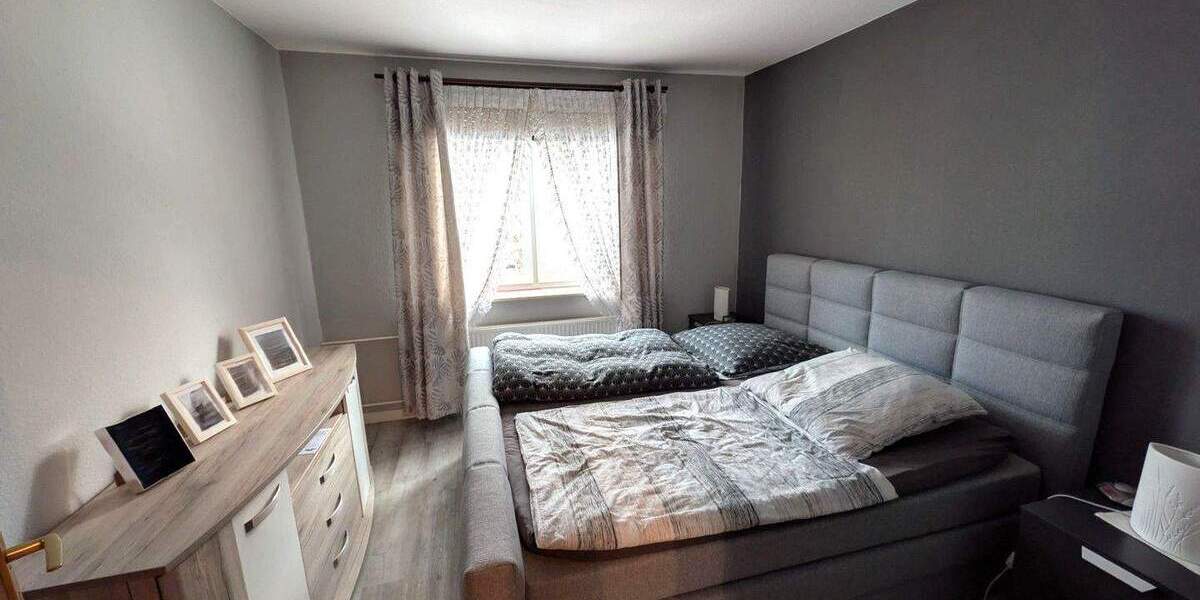 Etagenwohnung Glinde - 3 Zimmer, 97 m&sup2;, 1.305&euro; | Angebot:25899450