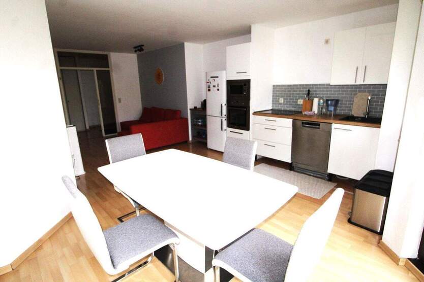 Attraktive Wohnung im begehrten Agnesviertel! 2 zimmer