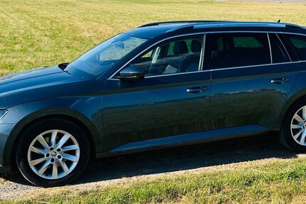 Skoda Superb 96.000 km 20.700 &euro; Nufringen 71154