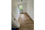 Attraktive, frisch renovierte 4-Zimmer-Wohnung mit Balkon und Einbauküche